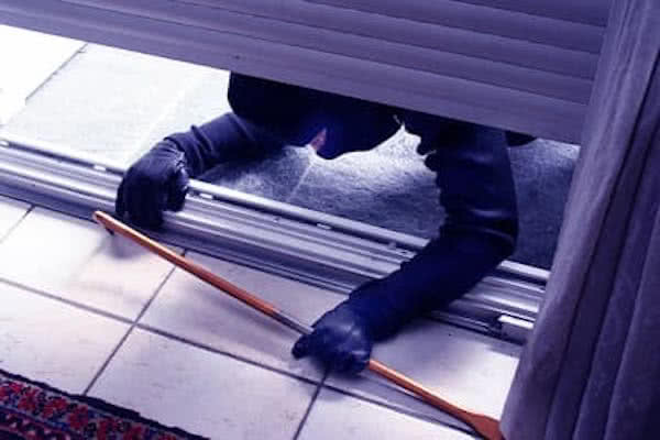 Einbruchsschadenbeseitigung Tiefenbronn